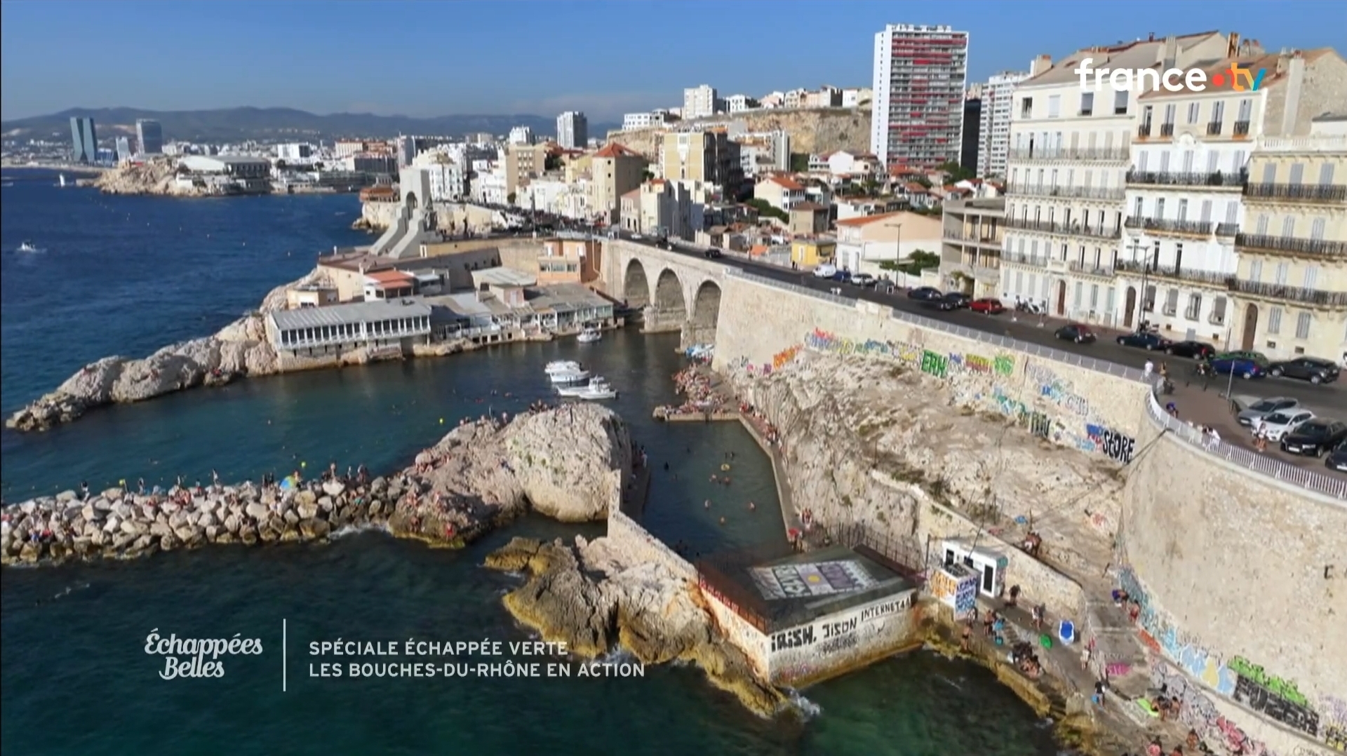 Karim Saari — Échappées Belles France 5 — Dépollution marine Marseille